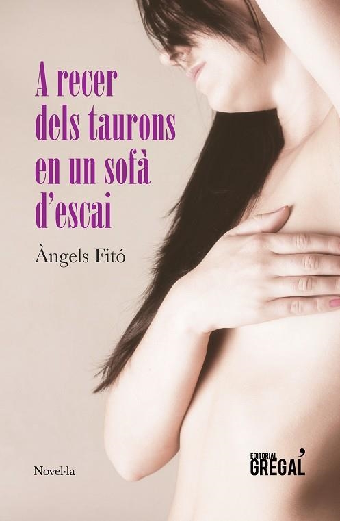 A RECER DELS TAURONS EN UN SOFA D'ESCAI | 9788494675850 | ANGELS FITO